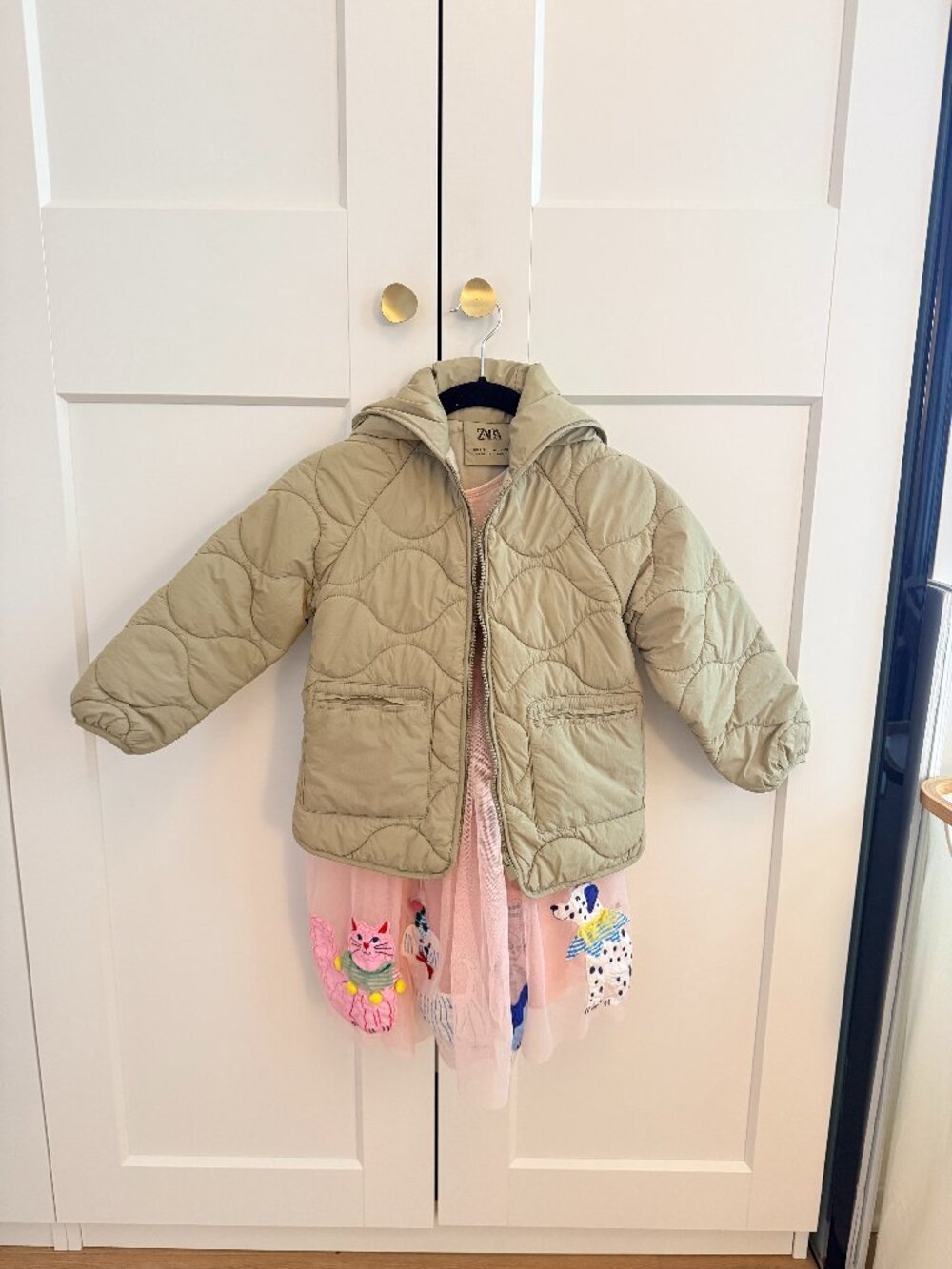 Zara Girls Size 5-6T Puffer Jacket with Hood